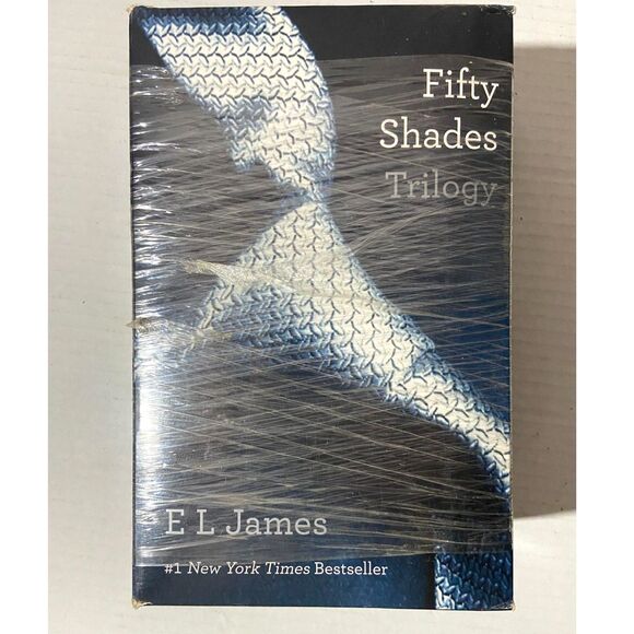Fifty Shades Trilogy EL James slipcase set of books - Picture 1 of 5